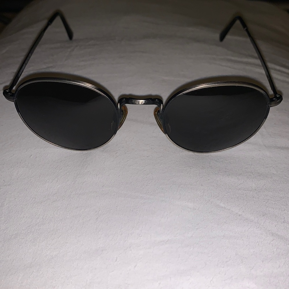 Giorgio Armani 1997 Vintage Round Unisex Sunglasses Gunmetal 652 722